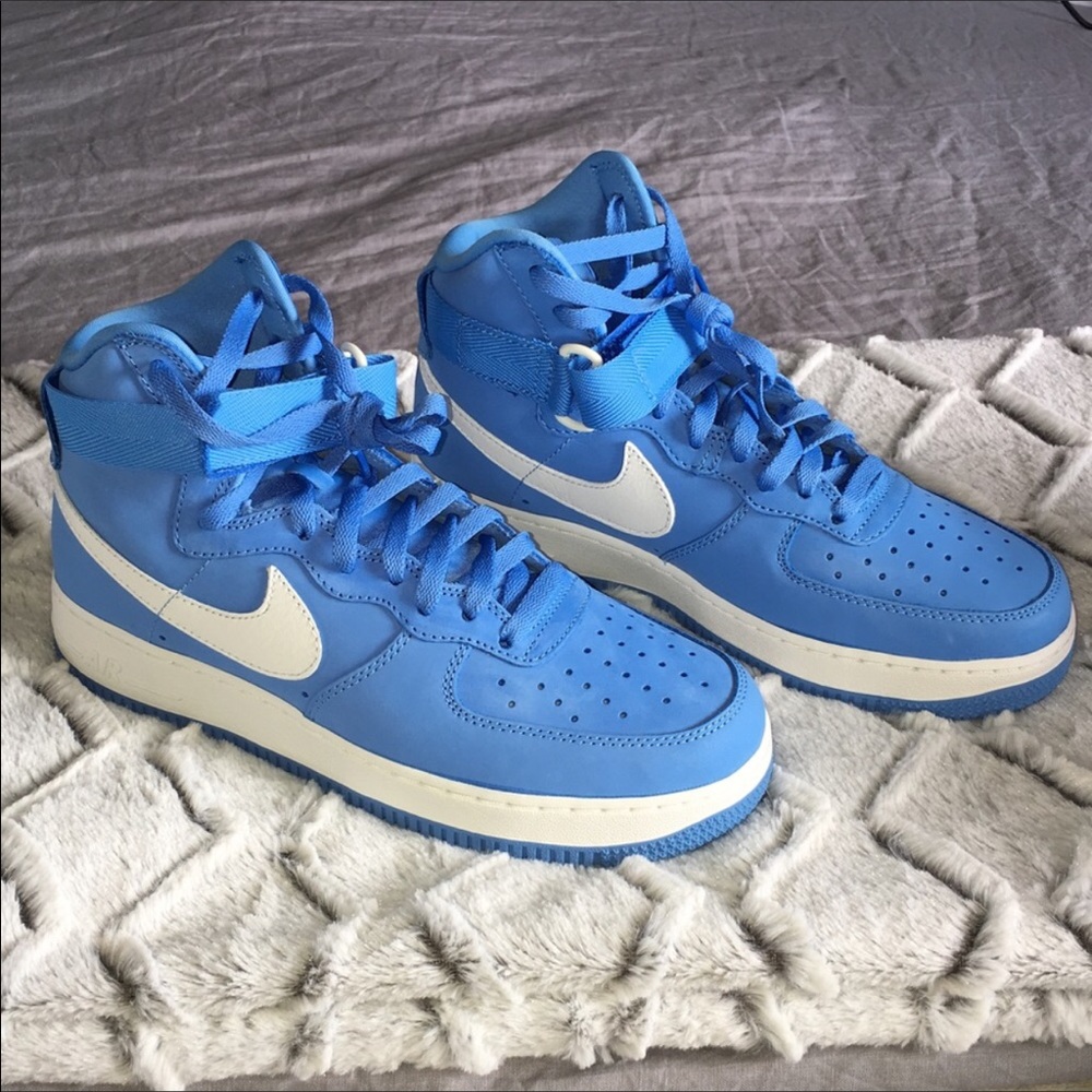 Nike Air Force 1 HI Retro QS